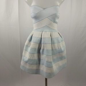 B. Smart Strapless blue/white Size 7/8 Dress B3/55